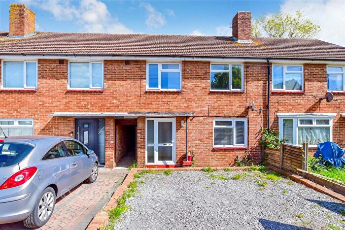 3 Bedroom Terraced House For Sale In Winterslow Drive, Leigh Park, Havant, Hampshire, PO9