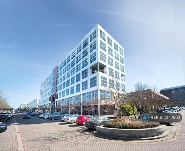 2 Bedroom Flat To Rent In Medina House, Milton Keynes, MK9