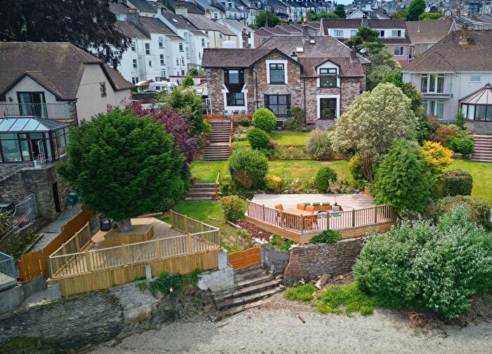 5 Bedroom Detached House For Sale In Old Ferry Road, Saltash, PL12