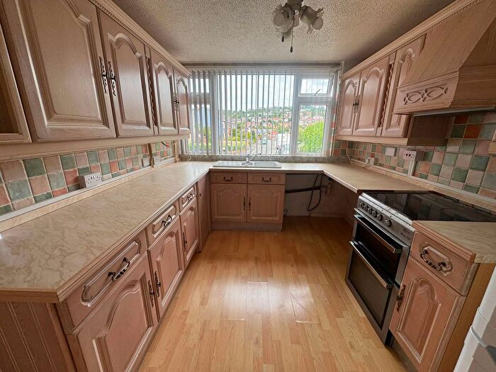 2 Bedroom Semi Detached House To Rent In Fenshurst Gardens, Long Ashton, BS41