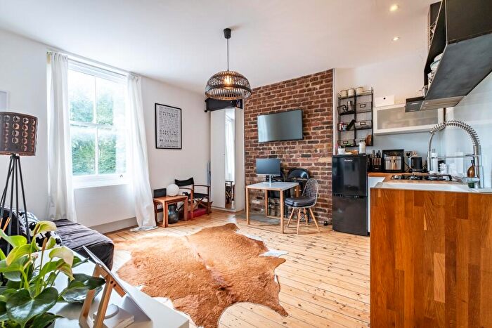 1 Bedroom Apartment To Rent In Holloway Road London, N7
