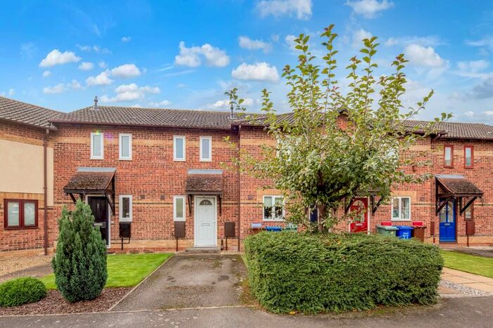 1 Bedroom Terraced House To Rent In Heather Road, Bicester, Oxfordshire, OX26