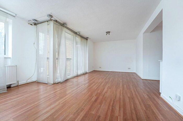 2 Bedroom Apartment To Rent In Mulgrave Road, Sutton, SM2