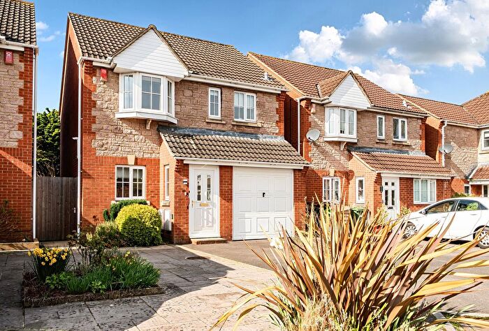 3 Bedroom Detached House For Sale In Turnpike Close, Yate, South Gloucestershire, BS37