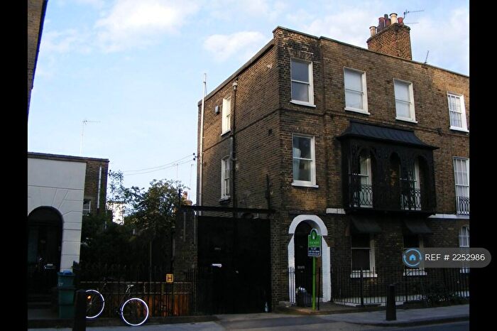 1 Bedroom Flat To Rent In Camden Street, London, NW1