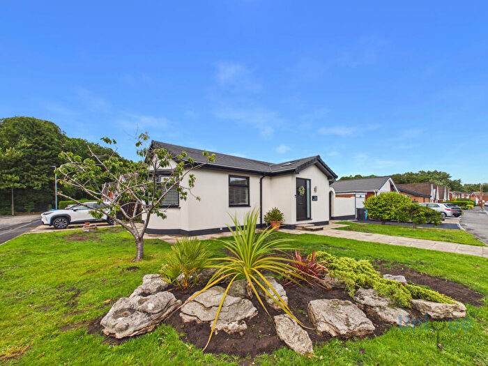 2 Bedroom Bungalow For Sale In Forest Drive, Lytham, FY8