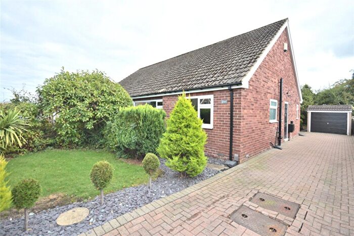 2 Bedroom Bungalow For Sale In Red Hall Drive, Leeds, West Yorkshire, LS14