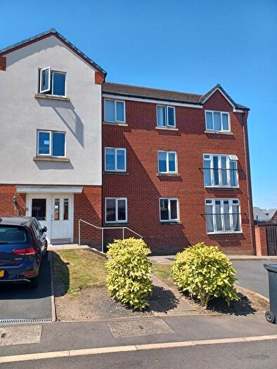 2 Bedroom Flat To Rent In Bobeche Place, Kingswinford, DY6