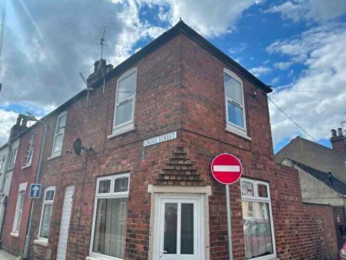 1 Bedroom Flat To Rent In Cross Street, Lincoln, LN5