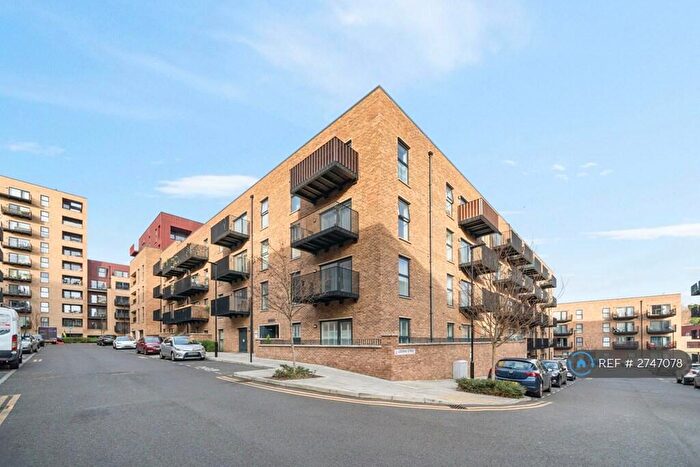 1 Bedroom Flat To Rent In Augustine Court, London, SE18