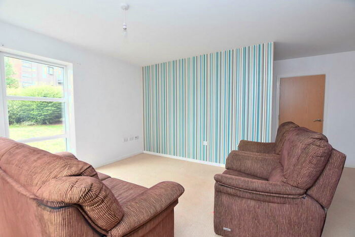 2 Bedroom Flat To Rent In Lock, Etruria, Stoke-on-Trent, ST4