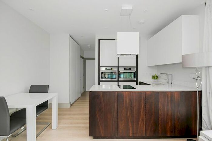 1 Bedroom Flat To Rent In B Maltings Place, Tower Bridge Road, London, SE1