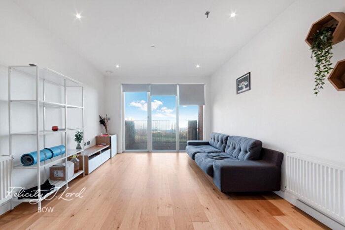 2 Bedroom Apartment For Sale In Navigation Road, London, E3