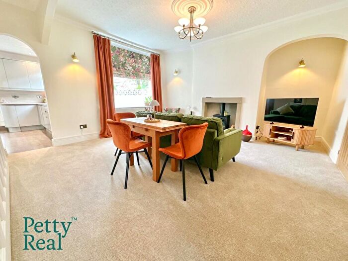 3 Bedroom Terraced House For Sale In Brookbank, Barrowford, BB9
