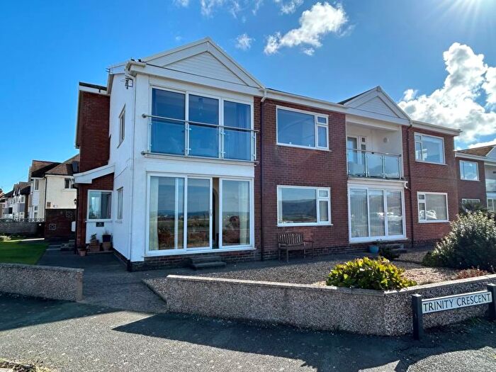 2 Bedroom Flat For Sale In Trinity Crescent, West Shore, Llandudno, LL30