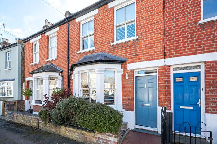 3 Bedroom Terraced House For Sale In Victor Road, Teddington, TW11