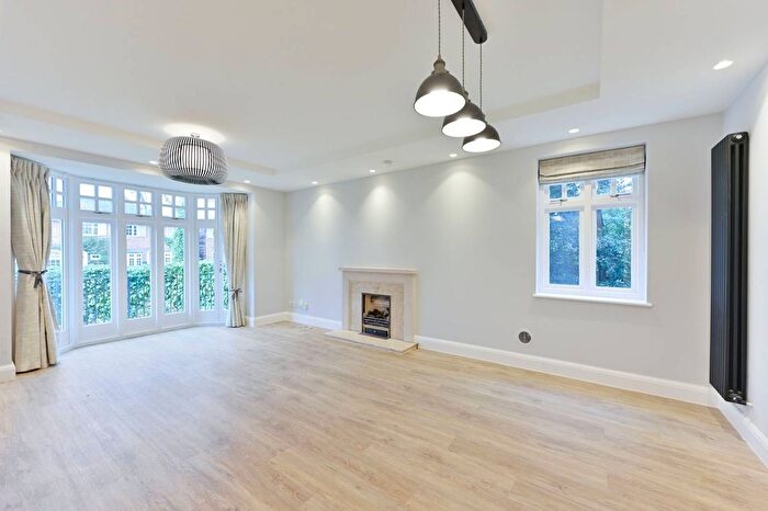 2 Bedroom Flat To Rent In Arterberry Road, Wimbledon, London, SW20