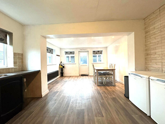 2 Bedroom Semi-Detached Bungalow For Sale In Sycamore Avenue, Garstang, Preston, Lancashire, PR3