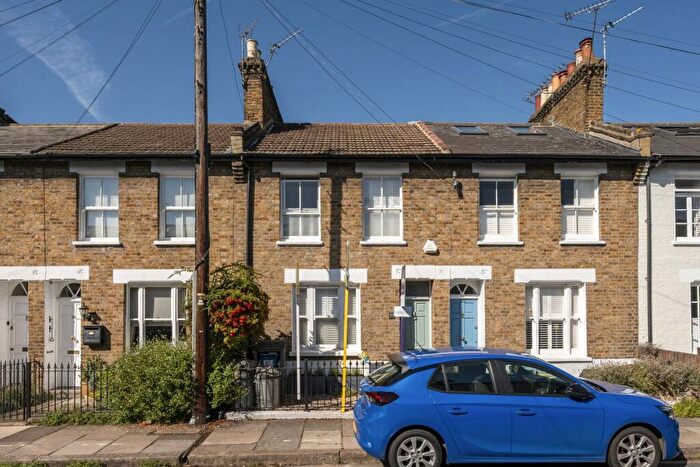 2 Bedroom House To Rent In Archway Street, Little Chelsea, London, SW13