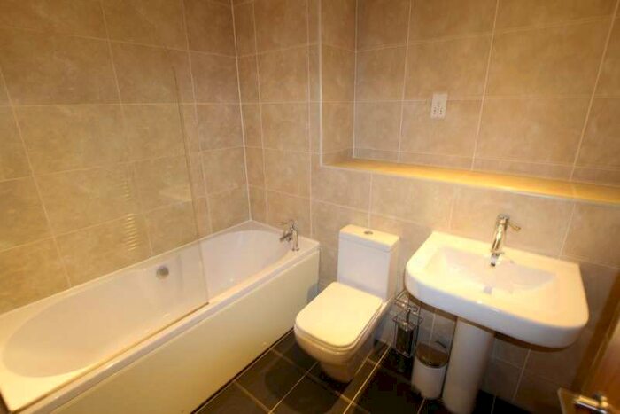 2 Bedroom Apartment To Rent In The Waterford, 14 Knight Street City Centre, Liverpool, L1