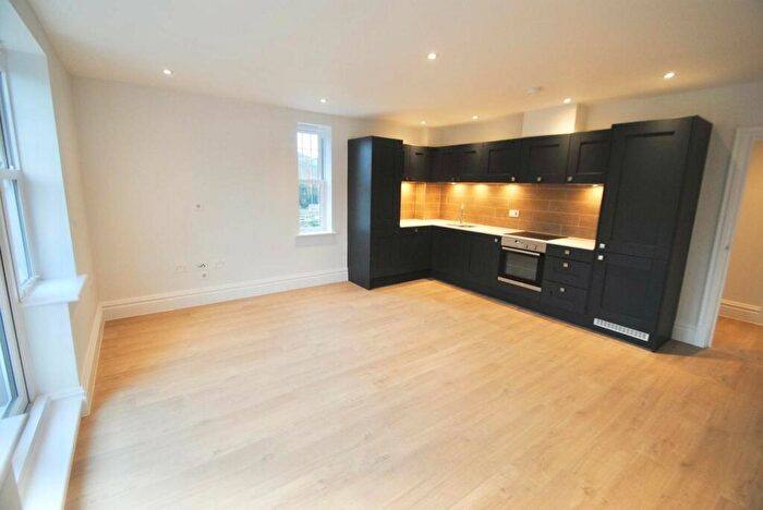 2 Bedroom Flat To Rent In Exton Gardens, Knyveton Road, Bournemouth, BH1