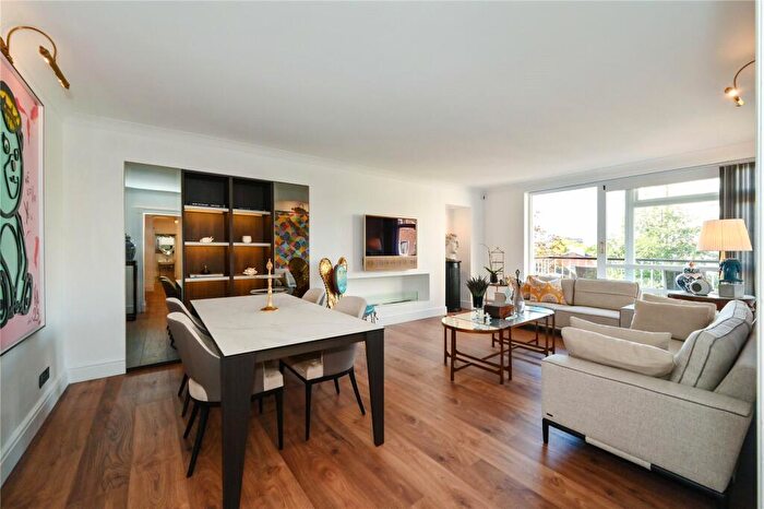 3 Bedroom Apartment For Sale In St. John's Wood Park, St. John's Wood, London, NW8
