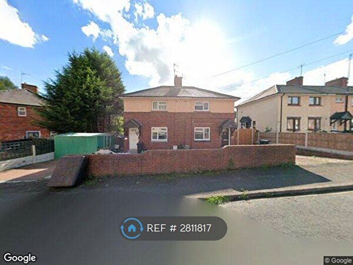 2 Bedroom Semi-Detached House To Rent In York Road, Dudley, DY2