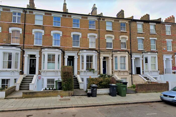 1 Bedroom Flat To Rent In Jeffreys Road, Stockwell, SW4