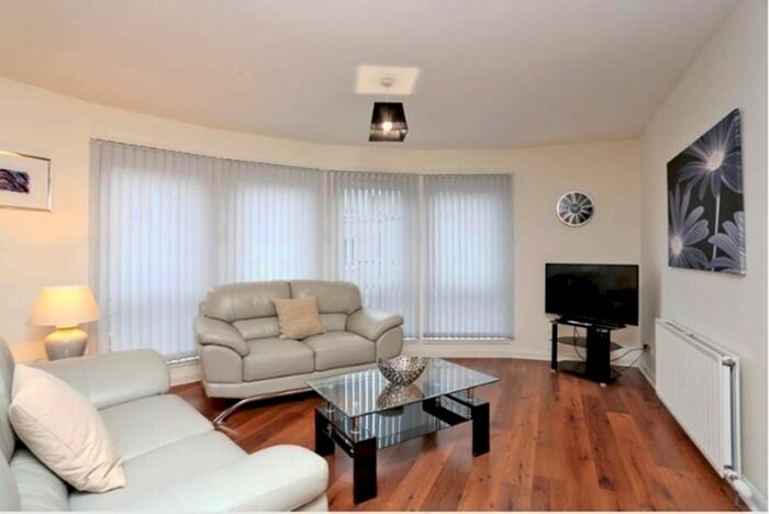 2 Bedroom Flat To Rent In Portland Street, Aberdeen, AB11