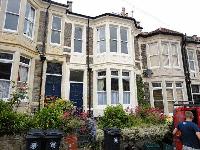 5 Bedroom House To Rent In Manor Park –, BS6