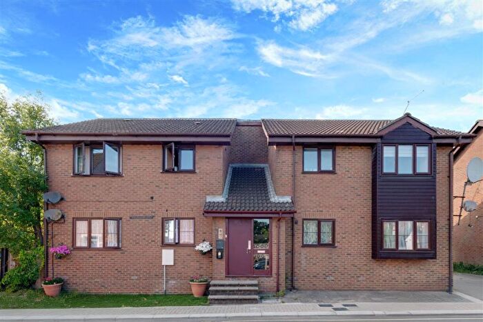 1 Bedroom Flat For Sale In Gratton Terrace, Cricklewood, NW2