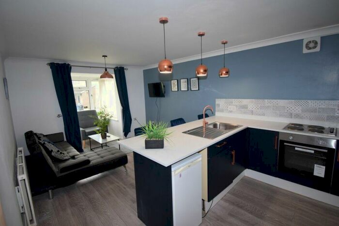 3 Bedroom Property To Rent In Brigmore Walk, DE22