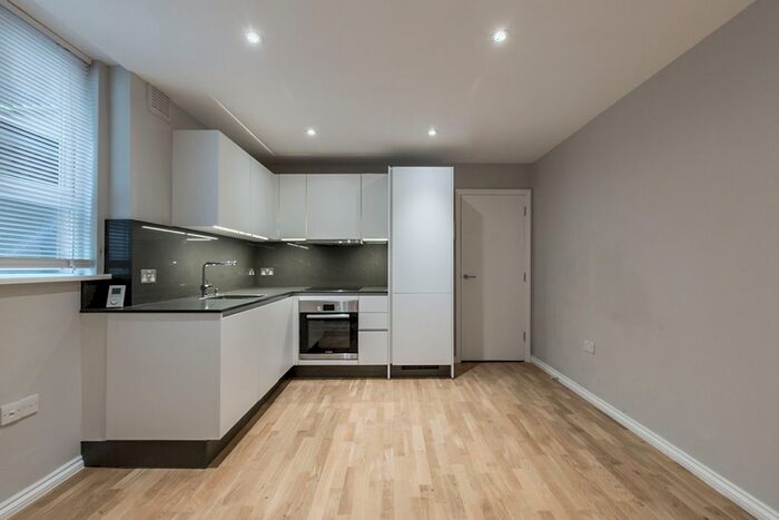 1 Bedroom Flat To Rent In Archway Road, London, N6