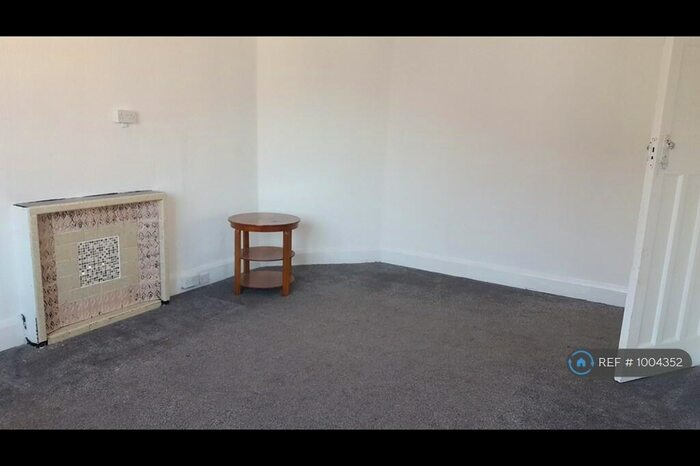 2 Bedroom Flat To Rent In Temple Fortune, London, NW11