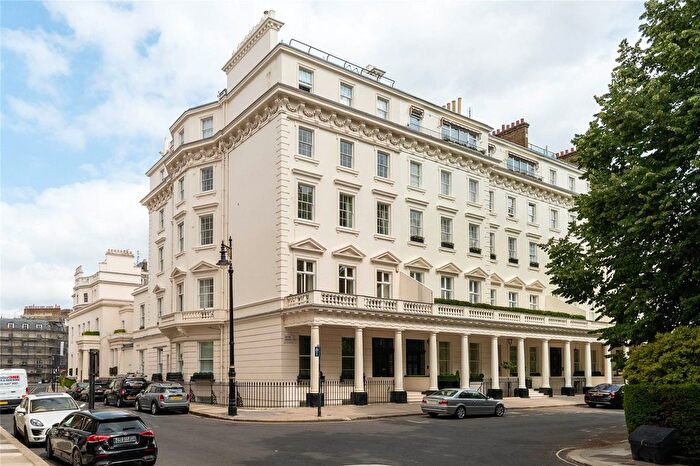 8 Bedroom Flat To Rent In Eaton Square, London, SW1W