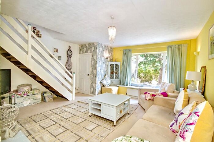 3 Bedroom Semi-Detached House For Sale In The Piece, Spratton, Northampton, NN6