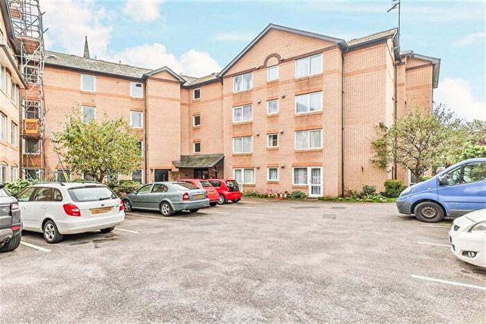 1 Bedroom Flat To Rent In Homecrest House, Scarborough, YO11