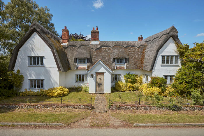 5 Bedroom Cottage For Sale In Hundon, Suffolk, CO10