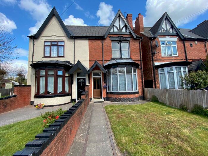 4 Bedroom House To Rent In Florence Road, Wylde Green, Sutton Coldfield, West Midlands, B73