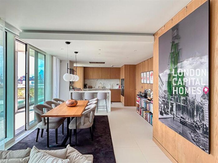 2 Bedroom Apartment To Rent In Sugar Quay, Water Lane, London, EC3R