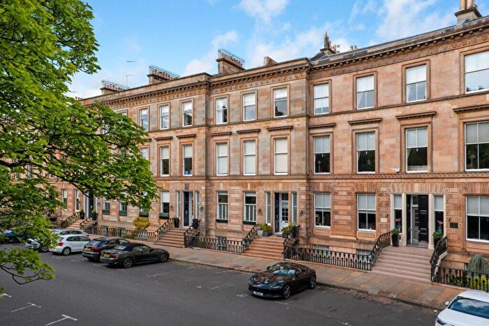 4 Bedroom Duplex For Sale In Flat Park Circus, Park, G3