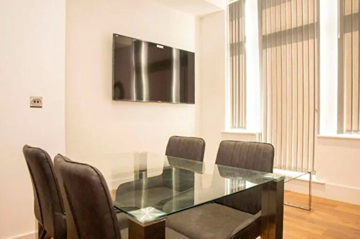 1 Bedroom Flat To Rent In Lord Street, Liverpool, L2