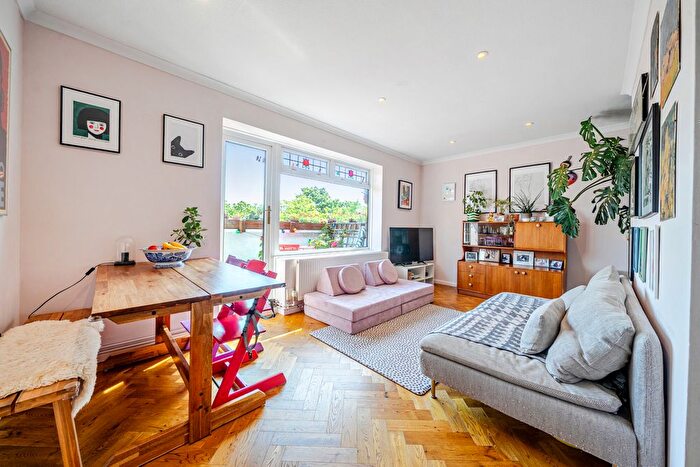 2 Bedroom Flat For Sale In Baizdon Road, London, SE3