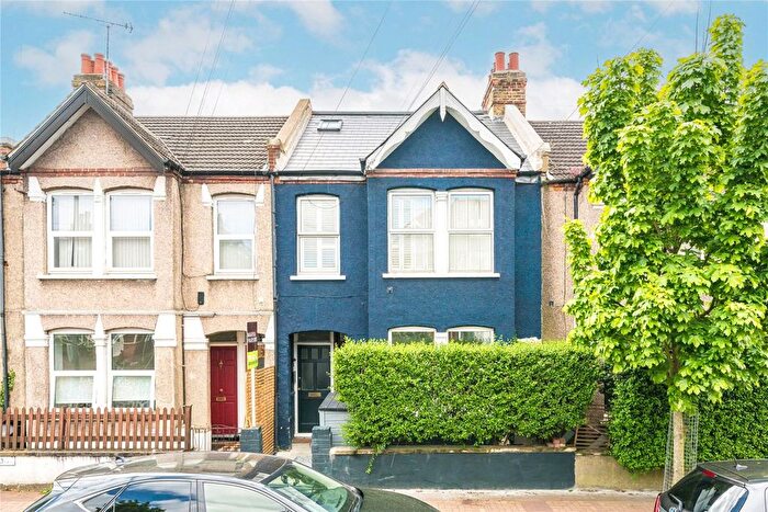 1 Bedroom Maisonette To Rent In Southcroft Road, London, SW17