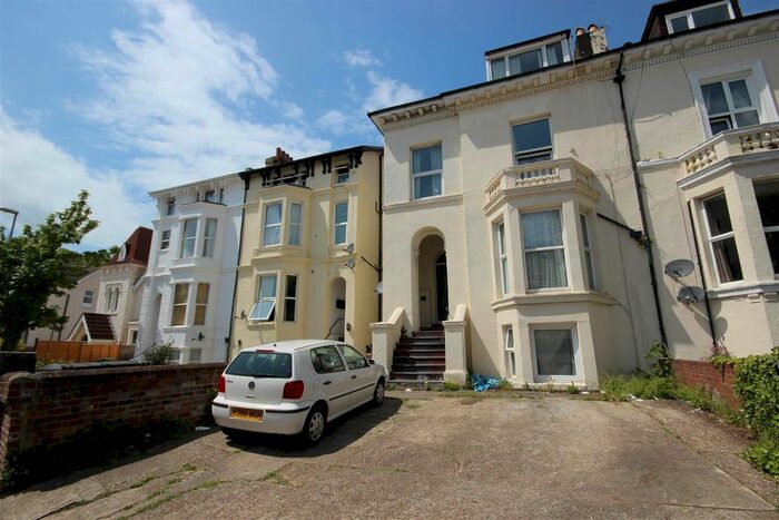 Studio To Rent In Waverley Road, Southsea, PO5