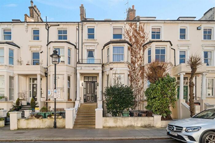 2 Bedroom Apartment To Rent In Lancaster Grove, Belsize Park, London, NW3