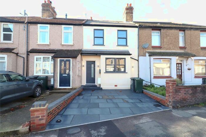 3 Bedroom Terraced House To Rent In St Vincents Road, Dartford, DA1