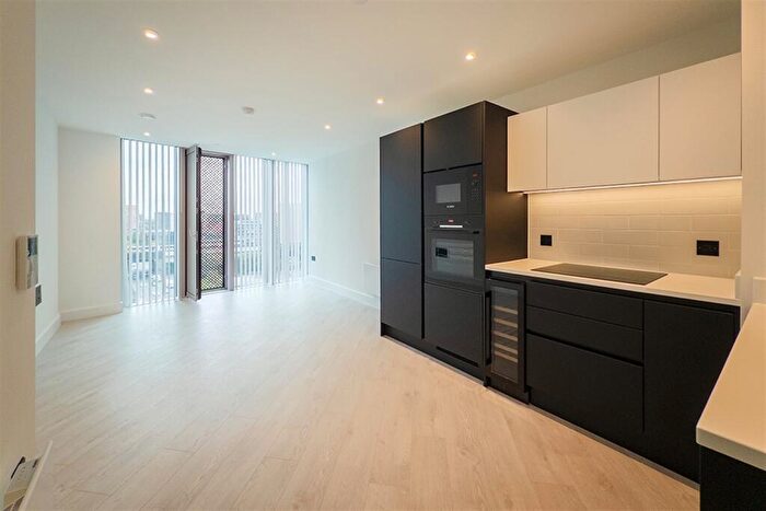 1 Bedroom Apartment To Rent In Vista River Tower, M3