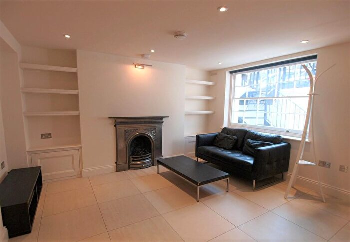 1 Bedroom Flat To Rent In Amwell Street, London, EC1R