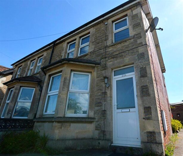 1 Bedroom Apartment To Rent In Beanacre Road, Melksham, SN12